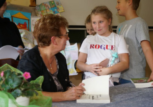 Spotkanie z pisarką Grażyną Bąkiewicz.