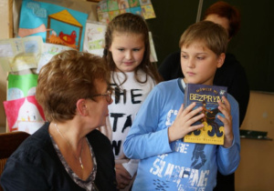 Spotkanie z pisarką Grażyną Bąkiewicz.
