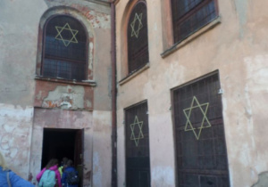 Wycieczka do synagogi.