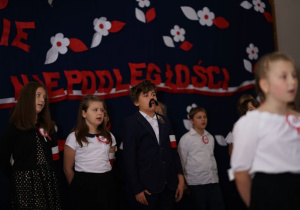 Szkolne Święto Niepodległości.