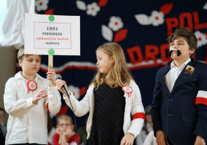 Szkolne Święto Niepodległości.