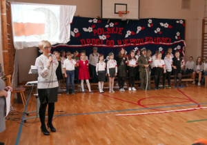 Szkolne Święto Niepodległości.