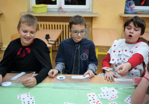 Andrzejkowy wieczór wróżb i magii uczniów z 5c.