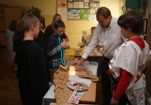Andrzejkowy wieczór wróżb i magii uczniów z 5c.