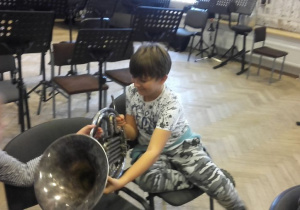 Na warsztatach artystycznych w Teatrze Wielkim.