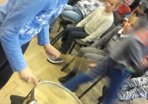 Na warsztatach artystycznych w Teatrze Wielkim.