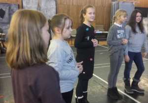 Na warsztatach artystycznych w Teatrze Wielkim.