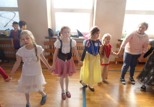 Bal karnawałowy.