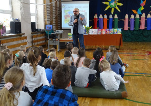 Spotkanie z pisarzem Waldemarem Cichoniem.