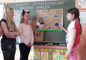 Dziel się uśmiechem- podsumowanie projektu w klasie 3.