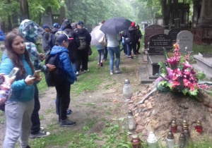 Wycieczka na cmentarz żydowski.