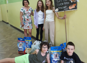 Akcja PCK Pełna miska dla zwierząt ze schroniska-zakończona!