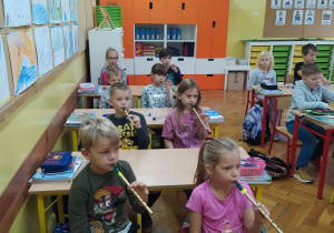 Uczniowie klasy 1b