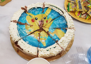 Tort z pokemonem