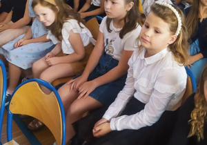 Uczniowie klas IV-VIII