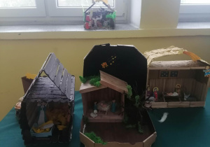 Wystawa szopek bożonarodzeniowych.