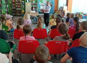 Spotkanie z poetą Eugeniuszem Dolatem