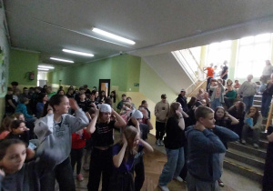 Makarena w wykonaniu uczniów