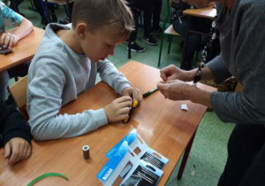 Szyjemy misie na technice.
