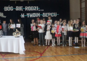 Fragment przedstawienia- uczniowie klas VII.
