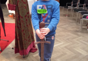 Życie codzienne na średniowiecznym dworze- 3 c w Ariadnie.