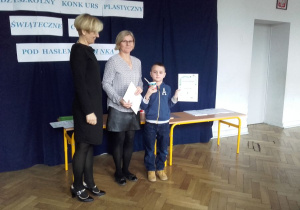 Rozstrzygnięcie XI Międzyszkolnego Konkursu Plastycznego „ Świąteczne Cuda” pod hasłem CHOINKA.