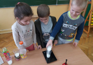 Zajęcia w ramach projektu Zdrowo jem, więcej wiem- W Białej krainie - ostrożnie z solą i cukrem.