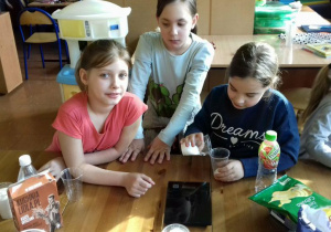 Zajęcia w ramach projektu Zdrowo jem, więcej wiem- W Białej krainie - ostrożnie z solą i cukrem.