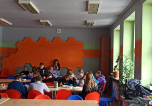 Widok ogólny na jadalnię