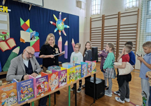 Czekamy na autografy